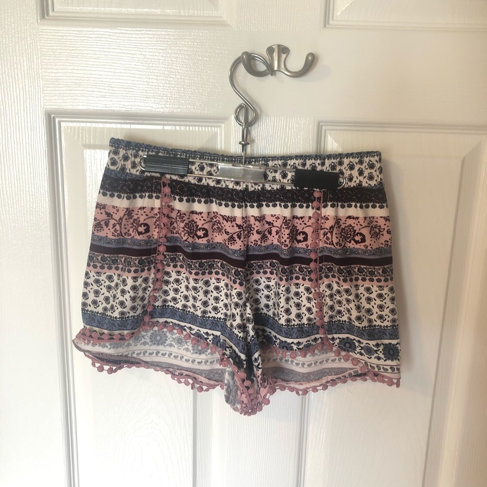 *NWOT* Ardene Soft Printed Shorts